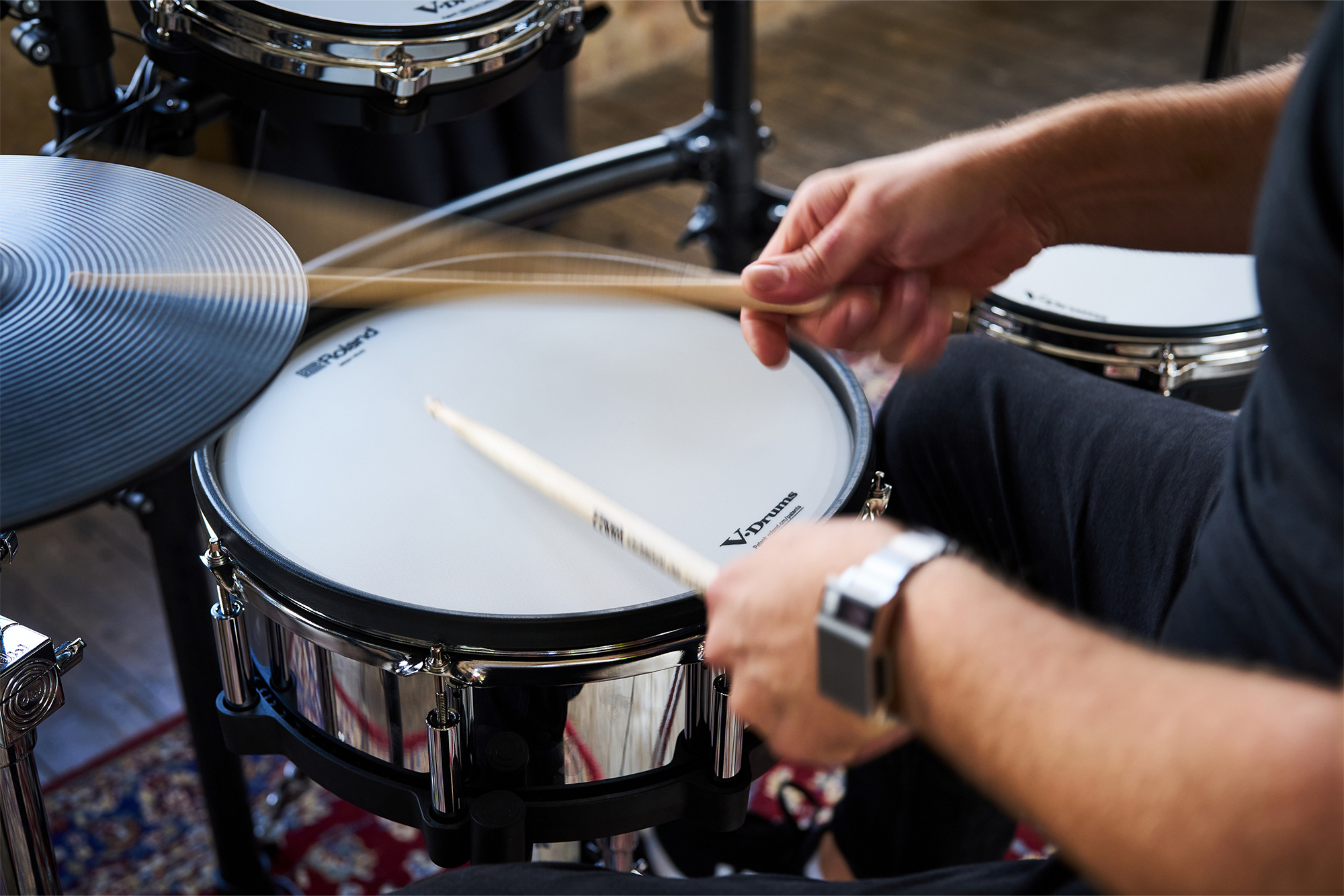 TD516 V-Drums Kit with V51 Module and  Cloud Support